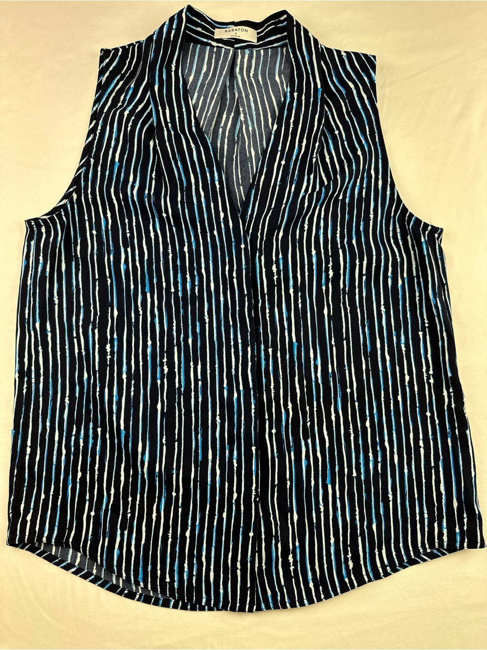 Aritzia Babaton Striped Sleeveless Blouse V-Neck Navy Blue Office Workwear Sz S